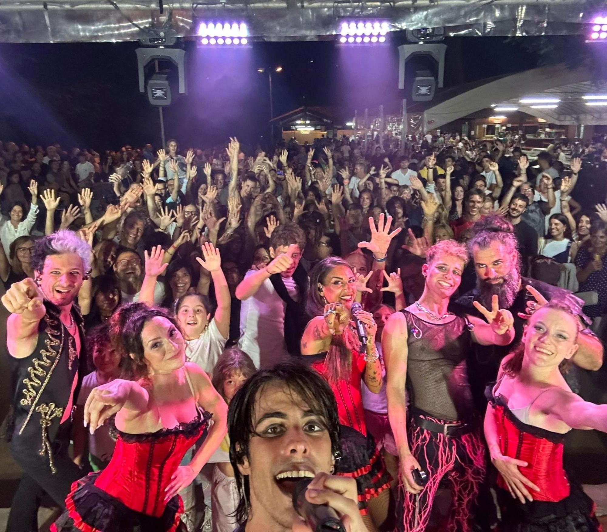 Asd -Sport E Giovani Hotel Borgofranco d'Ivrea Luaran gambar